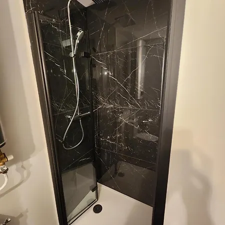 Apartment 4 Personnes Aux Pieds Parking Couvert